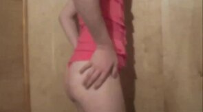 Sexy Crossdresser in pink