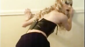 Sandracduk posing on webcam early years