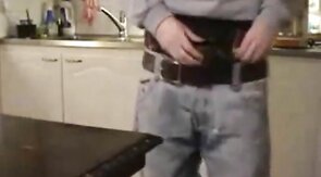 sagger boy cumming in the table