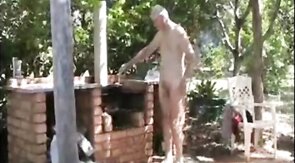 Queens Masturbating