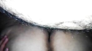 Se vienen en mi culo - Bareback Amateur Bear