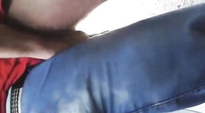 Papito me coje en el estacionamiento