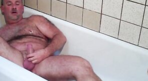 Daddy's Golden Shower