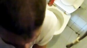 Banheiro Blowjob