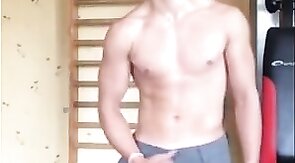 Muscled Amateur Man's Striptease Wow