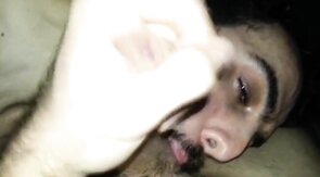 Chupando as bolas e o pau do hetero amigo - amador, blowjob, latin