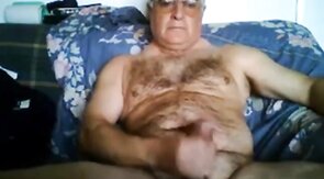 Amateur Hot Hairy Daddy
