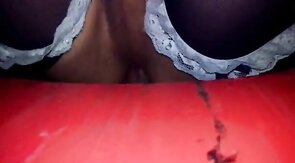 Heiße Gloryhole-Action mit Crossdressern